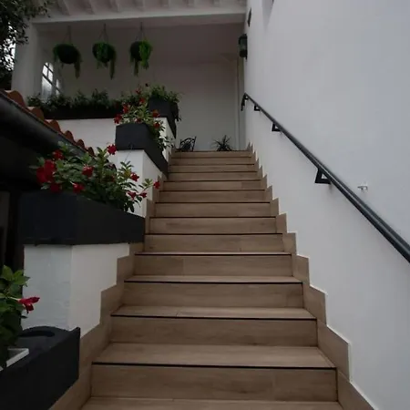 La Des Fleurs Appartement *