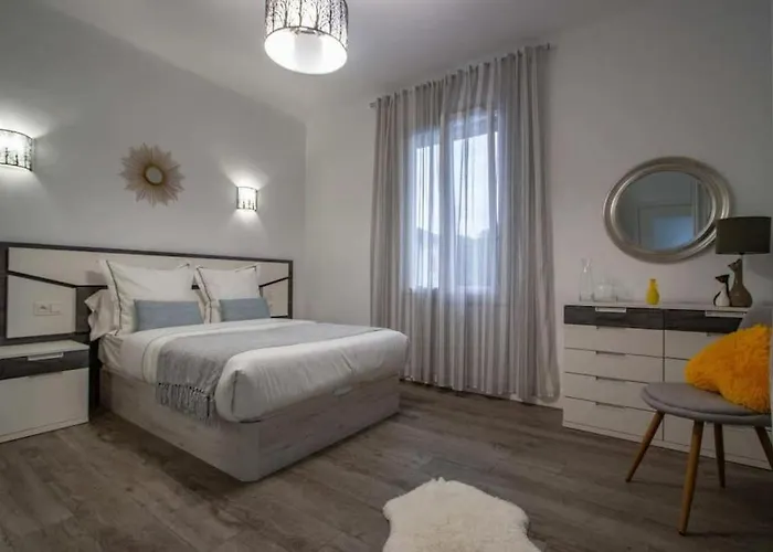 Apartment La Des Fleurs Hendaye